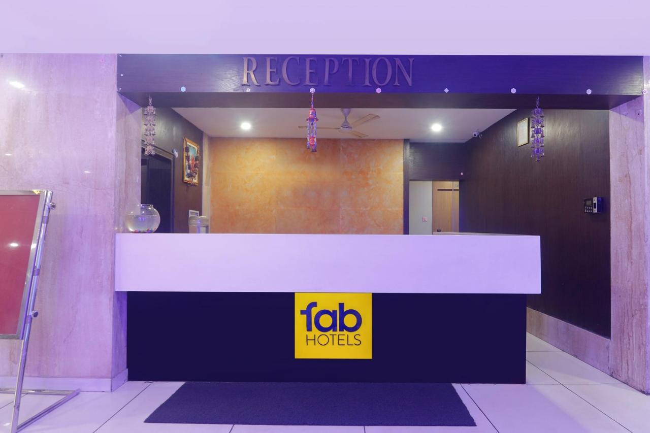 Fabhotel Keerthi'S Anupama - Nr Indira Gandhi Stadium Vijayawāda Dış mekan fotoğraf