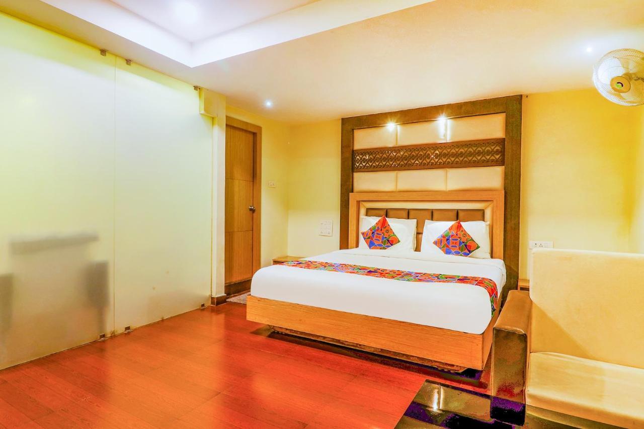 Fabhotel Keerthi'S Anupama - Nr Indira Gandhi Stadium Vijayawāda Dış mekan fotoğraf