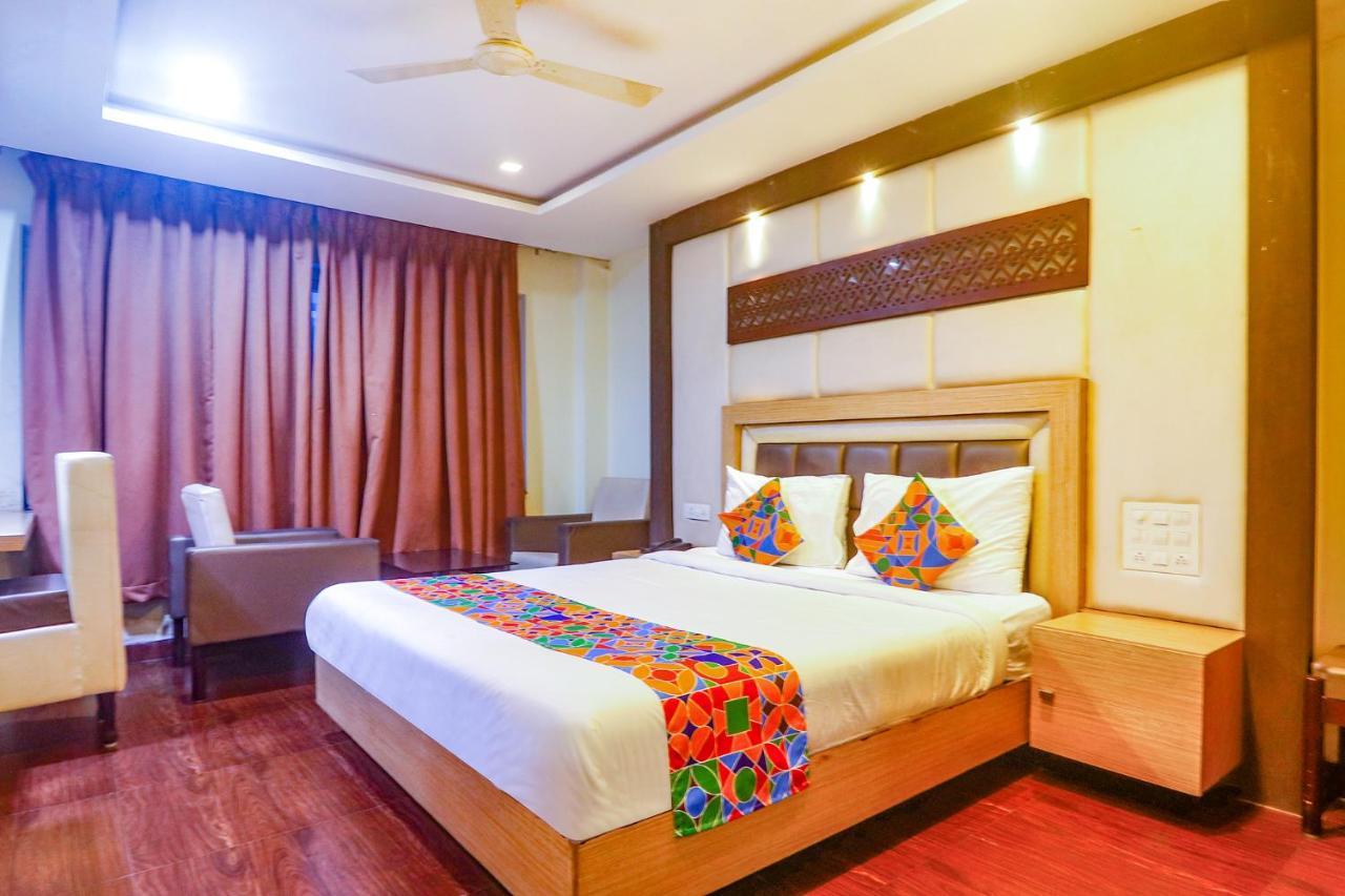 Fabhotel Keerthi'S Anupama - Nr Indira Gandhi Stadium Vijayawāda Dış mekan fotoğraf
