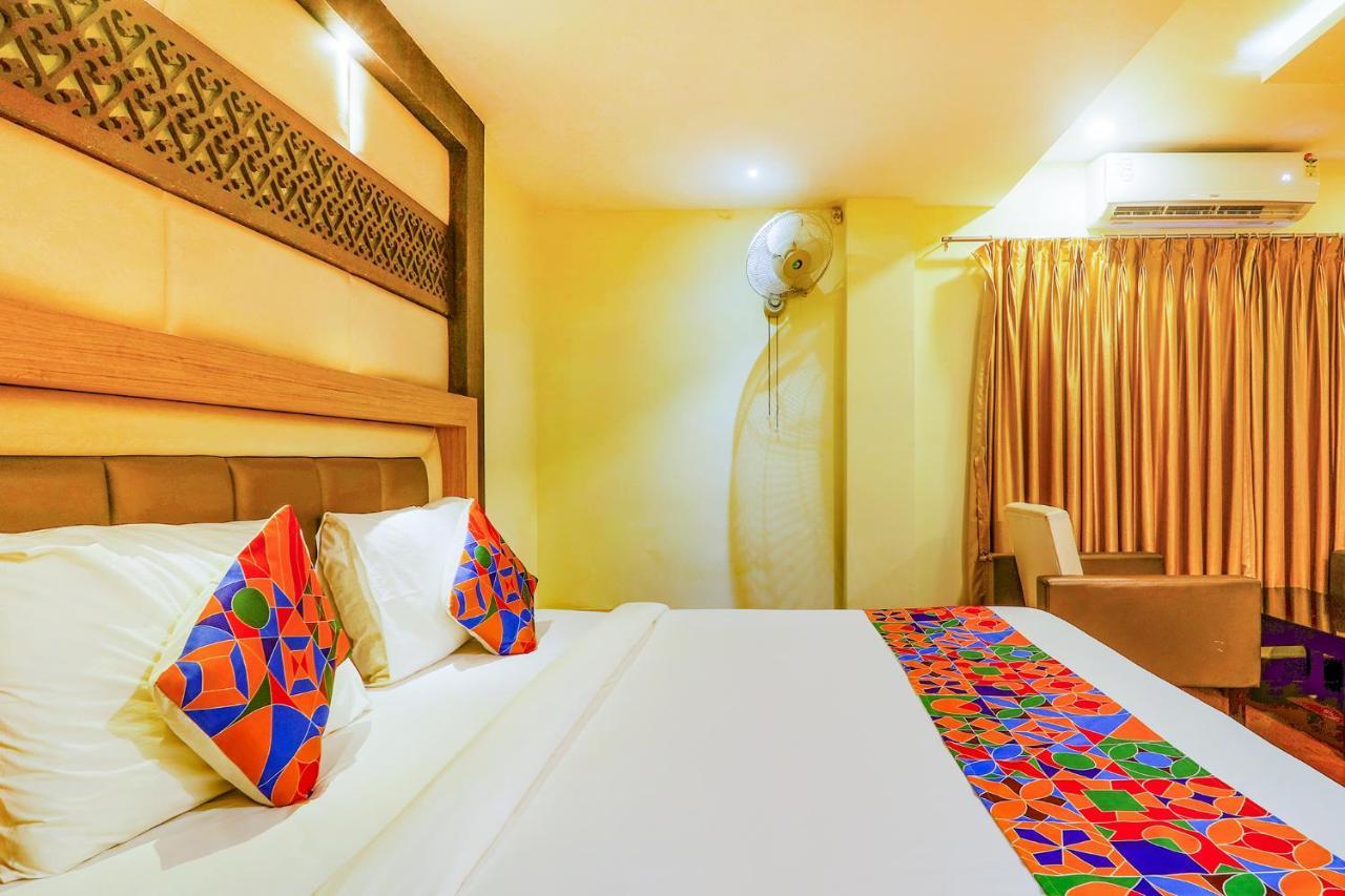 Fabhotel Keerthi'S Anupama - Nr Indira Gandhi Stadium Vijayawāda Dış mekan fotoğraf