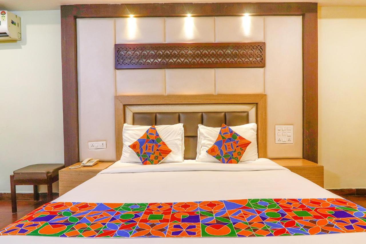 Fabhotel Keerthi'S Anupama - Nr Indira Gandhi Stadium Vijayawāda Dış mekan fotoğraf