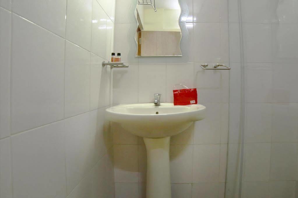 Fabhotel Keerthi'S Anupama - Nr Indira Gandhi Stadium Vijayawāda Dış mekan fotoğraf